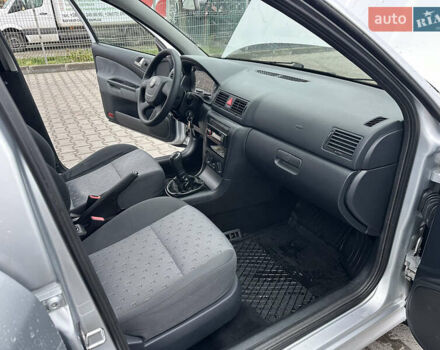 Серый Шкода Октавия, объемом двигателя 1.6 л и пробегом 190 тыс. км за 5999 $, фото 42 на Automoto.ua