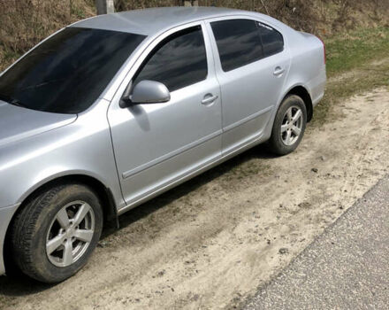 Шкода Октавія 2009 у Львові на Automoto.ua Сірий Шкода Октавія, об'ємом двигуна 1.6 л та пробігом 286 тис. км за 5700 $, фото 2 на Automoto.ua