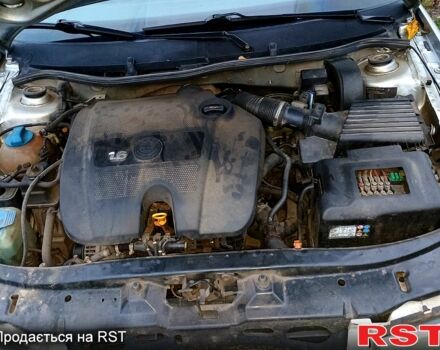 Серый Шкода Октавия, объемом двигателя 1.6 л и пробегом 270 тыс. км за 4700 $, фото 1 на Automoto.ua