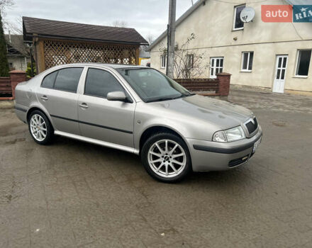 Сірий Шкода Октавія, об'ємом двигуна 1.6 л та пробігом 256 тис. км за 5899 $, фото 4 на Automoto.ua