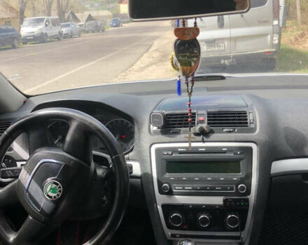 Шкода Октавія 2009 у Львові на Automoto.ua Сірий Шкода Октавія, об'ємом двигуна 1.6 л та пробігом 286 тис. км за 5700 $, фото 1 на Automoto.ua