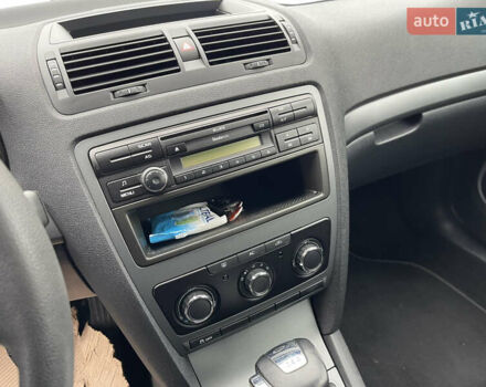 Серый Шкода Октавия, объемом двигателя 1.4 л и пробегом 242 тыс. км за 8350 $, фото 16 на Automoto.ua