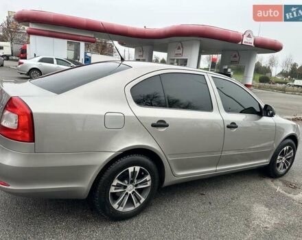 Сірий Шкода Октавія, об'ємом двигуна 1.6 л та пробігом 162 тис. км за 7000 $, фото 4 на Automoto.ua