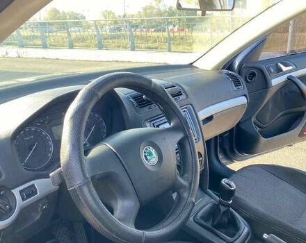 Серый Шкода Октавия, объемом двигателя 1.6 л и пробегом 343 тыс. км за 6300 $, фото 11 на Automoto.ua