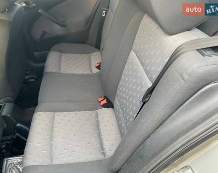 Шкода Октавія 2009 у Белой Церкве на Automoto.ua Сірий Шкода Октавія, об'ємом двигуна 1.9 л та пробігом 209 тис. км за 6800 $, фото 14 на Automoto.ua