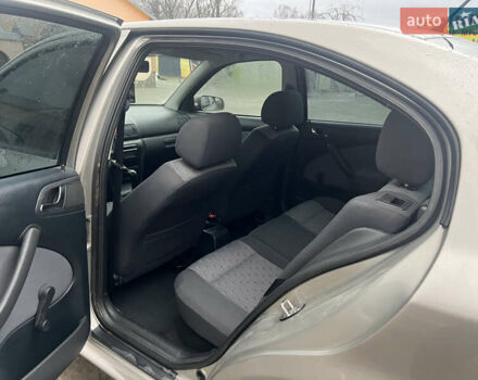 Сірий Шкода Октавія, об'ємом двигуна 1.6 л та пробігом 256 тис. км за 5899 $, фото 18 на Automoto.ua