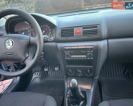 Серый Шкода Октавия, объемом двигателя 1.6 л и пробегом 213 тыс. км за 5600 $, фото 26 на Automoto.ua