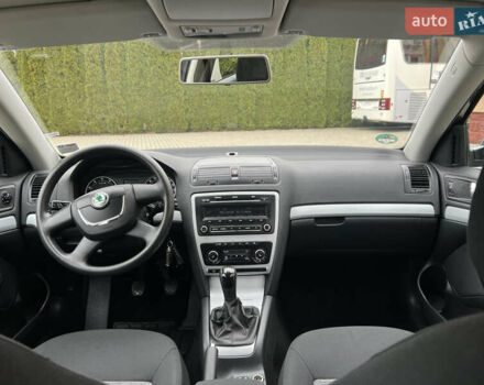 Сірий Шкода Октавія, об'ємом двигуна 1.6 л та пробігом 117 тис. км за 8700 $, фото 55 на Automoto.ua