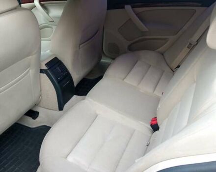 Сірий Шкода Октавія, об'ємом двигуна 1.8 л та пробігом 235 тис. км за 7800 $, фото 12 на Automoto.ua