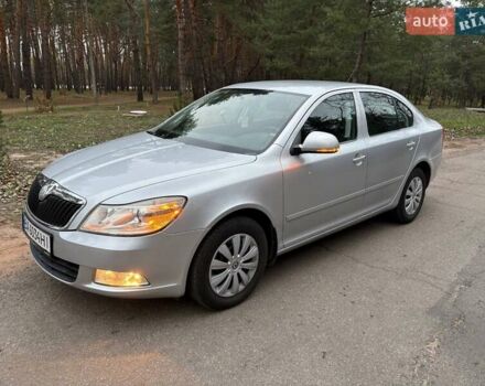 Сірий Шкода Октавія, об'ємом двигуна 1.6 л та пробігом 230 тис. км за 7783 $, фото 6 на Automoto.ua