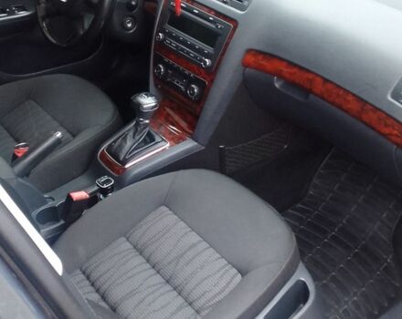 Серый Шкода Октавия, объемом двигателя 1.4 л и пробегом 154 тыс. км за 7800 $, фото 3 на Automoto.ua