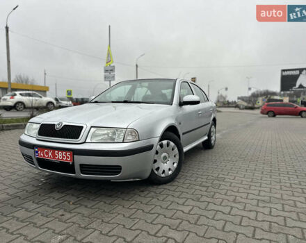 Серый Шкода Октавия, объемом двигателя 1.6 л и пробегом 190 тыс. км за 5999 $, фото 2 на Automoto.ua