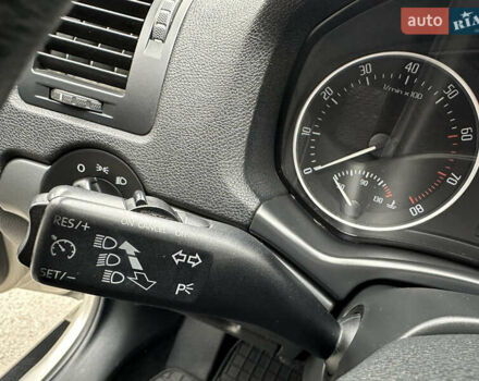 Серый Шкода Октавия, объемом двигателя 1.6 л и пробегом 159 тыс. км за 7499 $, фото 37 на Automoto.ua