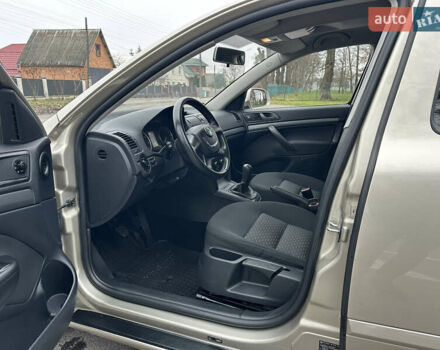 Серый Шкода Октавия, объемом двигателя 1.6 л и пробегом 159 тыс. км за 7499 $, фото 34 на Automoto.ua