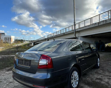 Серый Шкода Октавия, объемом двигателя 1.6 л и пробегом 227 тыс. км за 7950 $, фото 5 на Automoto.ua