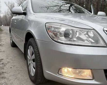 Сірий Шкода Октавія, об'ємом двигуна 1.6 л та пробігом 230 тис. км за 7783 $, фото 2 на Automoto.ua