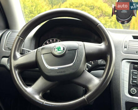 Серый Шкода Октавия, объемом двигателя 1.9 л и пробегом 237 тыс. км за 7499 $, фото 45 на Automoto.ua