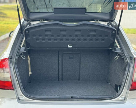 Сірий Шкода Октавія, об'ємом двигуна 1.39 л та пробігом 265 тис. км за 6900 $, фото 15 на Automoto.ua