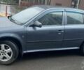 Серый Шкода Октавия, объемом двигателя 1.8 л и пробегом 300 тыс. км за 6500 $, фото 1 на Automoto.ua