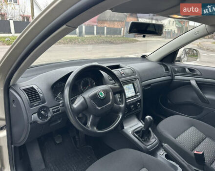 Серый Шкода Октавия, объемом двигателя 1.6 л и пробегом 159 тыс. км за 7499 $, фото 36 на Automoto.ua