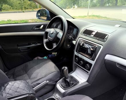 Шкода Октавия 2009 в Кропивницком (Кировограде) на Automoto.ua Серый Шкода Октавия, объемом двигателя 1.4 л и пробегом 219 тыс. км за 6400 $, фото 7 на Automoto.ua