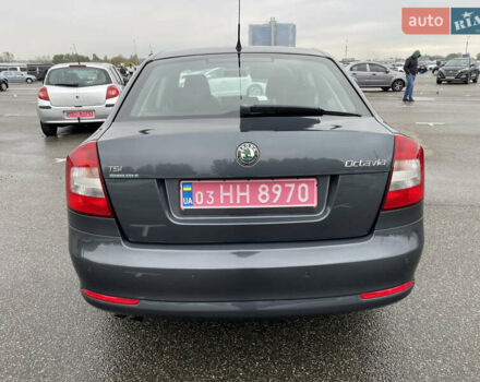 Серый Шкода Октавия, объемом двигателя 1.4 л и пробегом 242 тыс. км за 8350 $, фото 2 на Automoto.ua