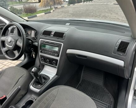Серый Шкода Октавия, объемом двигателя 1.6 л и пробегом 178 тыс. км за 8700 $, фото 20 на Automoto.ua
