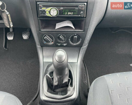 Сірий Шкода Октавія, об'ємом двигуна 1.6 л та пробігом 150 тис. км за 7500 $, фото 66 на Automoto.ua