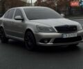 Сірий Шкода Октавія, об'ємом двигуна 2 л та пробігом 390 тис. км за 7950 $, фото 1 на Automoto.ua
