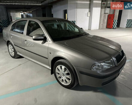 Сірий Шкода Октавія, об'ємом двигуна 1.6 л та пробігом 200 тис. км за 6900 $, фото 2 на Automoto.ua