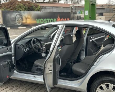 Серый Шкода Октавия, объемом двигателя 1.6 л и пробегом 178 тыс. км за 8700 $, фото 10 на Automoto.ua