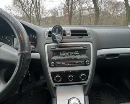 Серый Шкода Октавия, объемом двигателя 1.8 л и пробегом 204 тыс. км за 7500 $, фото 14 на Automoto.ua