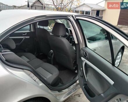 Серый Шкода Октавия, объемом двигателя 1.6 л и пробегом 270 тыс. км за 8200 $, фото 4 на Automoto.ua