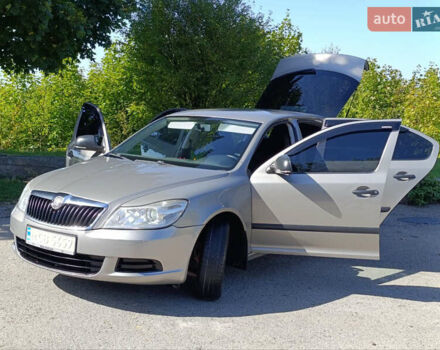 Сірий Шкода Октавія, об'ємом двигуна 1.6 л та пробігом 265 тис. км за 7100 $, фото 53 на Automoto.ua