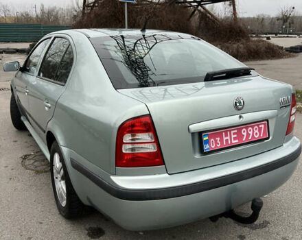 Серый Шкода Октавия, объемом двигателя 1.6 л и пробегом 224 тыс. км за 6450 $, фото 1 на Automoto.ua