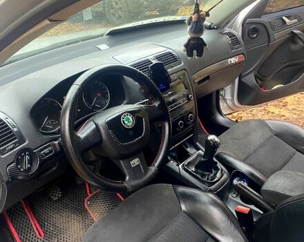 Серый Шкода Октавия, объемом двигателя 1.8 л и пробегом 180 тыс. км за 5500 $, фото 5 на Automoto.ua