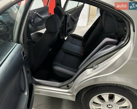 Сірий Шкода Октавія, об'ємом двигуна 1.6 л та пробігом 200 тис. км за 6900 $, фото 32 на Automoto.ua