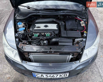 Шкода Октавія 2010 у Смеле на Automoto.ua Сірий Шкода Октавія, об'ємом двигуна 1.8 л та пробігом 238 тис. км за 7800 $, фото 13 на Automoto.ua