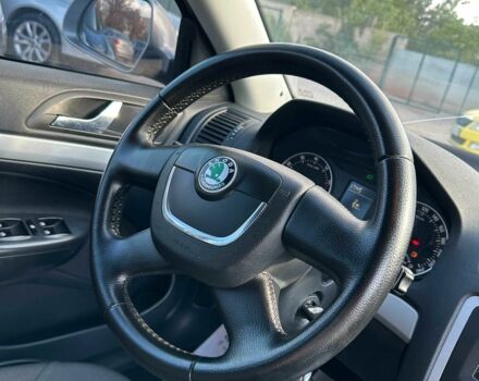Шкода Октавия 2010 в Кривом Роге на Automoto.ua Серый Шкода Октавия, объемом двигателя 1.6 л и пробегом 237 тыс. км за 7800 $, фото 12 на Automoto.ua