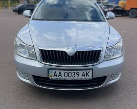 Серый Шкода Октавия, объемом двигателя 1.6 л и пробегом 260 тыс. км за 7900 $, фото 3 на Automoto.ua