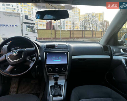 Серый Шкода Октавия, объемом двигателя 1.8 л и пробегом 245 тыс. км за 7000 $, фото 9 на Automoto.ua