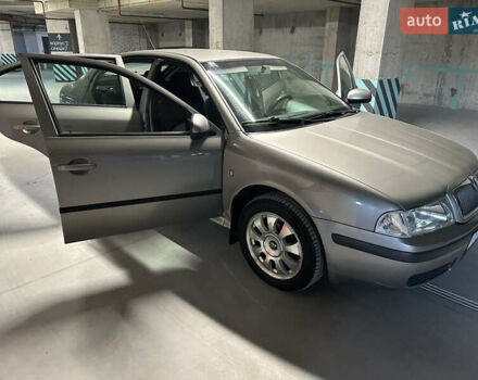 Сірий Шкода Октавія, об'ємом двигуна 1.6 л та пробігом 200 тис. км за 6900 $, фото 9 на Automoto.ua