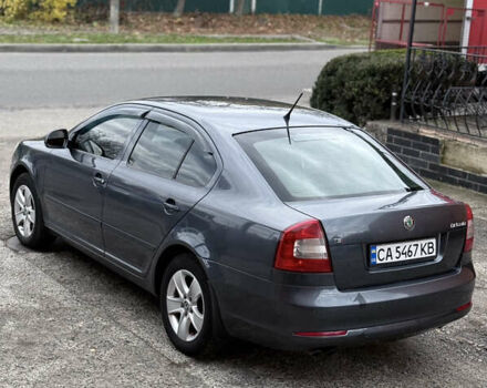 Шкода Октавія 2010 у Смеле на Automoto.ua Сірий Шкода Октавія, об'ємом двигуна 1.8 л та пробігом 238 тис. км за 7800 $, фото 4 на Automoto.ua