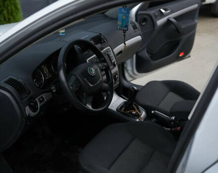 Шкода Октавія 2010 у Дніпро (Дніпропетровську) на Automoto.ua Сірий Шкода Октавія, об'ємом двигуна 1.97 л та пробігом 292 тис. км за 9300 $, фото 13 на Automoto.ua