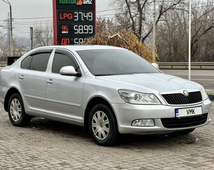 Серый Шкода Октавия, объемом двигателя 1.6 л и пробегом 178 тыс. км за 8700 $, фото 8 на Automoto.ua
