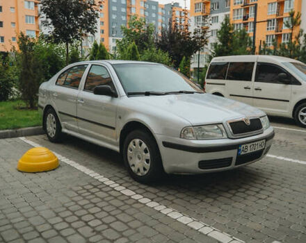 Серый Шкода Октавия, объемом двигателя 1.6 л и пробегом 203 тыс. км за 6900 $, фото 1 на Automoto.ua