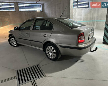 Сірий Шкода Октавія, об'ємом двигуна 1.6 л та пробігом 200 тис. км за 6900 $, фото 25 на Automoto.ua