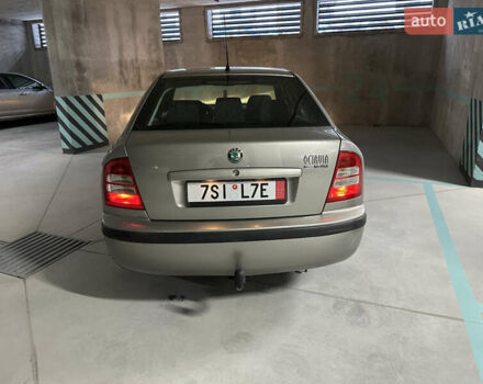 Сірий Шкода Октавія, об'ємом двигуна 1.6 л та пробігом 200 тис. км за 6900 $, фото 23 на Automoto.ua