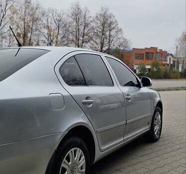 Серый Шкода Октавия, объемом двигателя 1.8 л и пробегом 192 тыс. км за 9299 $, фото 3 на Automoto.ua