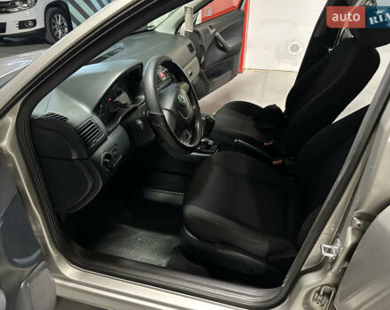 Сірий Шкода Октавія, об'ємом двигуна 1.6 л та пробігом 200 тис. км за 6900 $, фото 31 на Automoto.ua